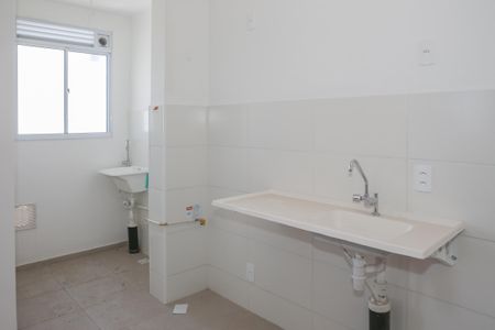 Apartamento à venda com 38m², 2 quartos e sem vagaCozinha e Área de Serviço