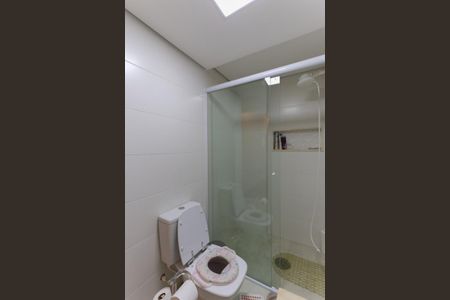 Apartamento para alugar com 84m², 2 quartos e 1 vaga Apartamento para alugar com 84m², 2 quartos e 1 vagaBanheiro social