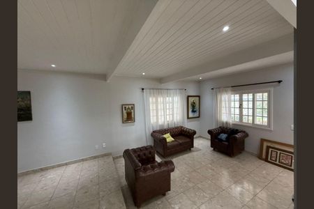 Casa para alugar com 150m², 4 quartos e 3 vagas