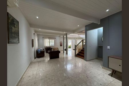 Casa para alugar com 150m², 4 quartos e 3 vagas