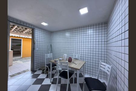 Casa para alugar com 150m², 4 quartos e 3 vagas