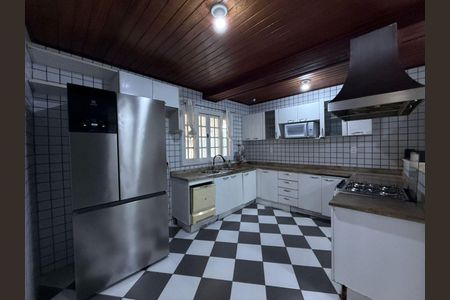 Casa para alugar com 150m², 4 quartos e 3 vagas