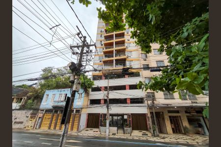 Apartamento à venda com 55m², 2 quartos e 1 vagaFachada e portaria