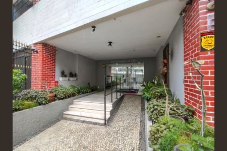 Apartamento à venda com 55m², 2 quartos e 1 vagaFachada e portaria