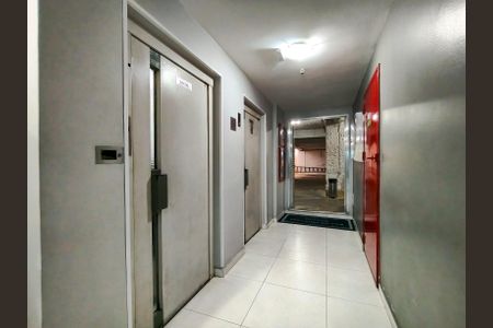 Apartamento à venda com 55m², 2 quartos e 1 vagaFachada e portaria