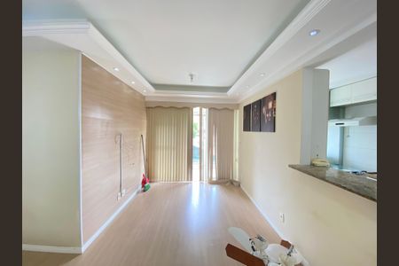 Apartamento para alugar com 2 quartos, 60m² em Todos Os Santos, Rio de Janeiro