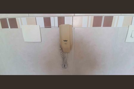 Apartamento para alugar com 65m², 2 quartos e sem vagaInterfone