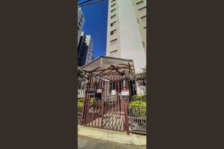 Apartamento para alugar com 65m², 2 quartos e sem vagaFachada do Prédio