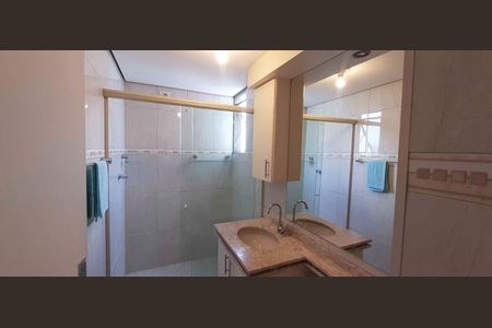 Apartamento para alugar com 65m², 2 quartos e sem vagaBanheiro