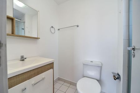 Apartamento à venda com 74m², 3 quartos e 1 vagaBanheiro da Suíte