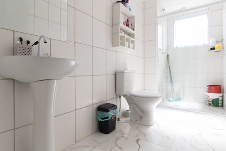 Apartamento para alugar com 50m², 2 quartos e sem vaga Apartamento para alugar com 50m², 2 quartos e sem vagaBanheiro