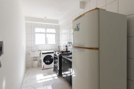 Apartamento para alugar com 50m², 2 quartos e sem vaga Apartamento para alugar com 50m², 2 quartos e sem vagaCozinha e Área de Serviço