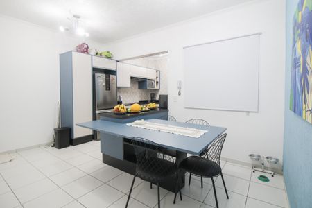 Apartamento à venda com 105m², 2 quartos e sem vagaCozinha