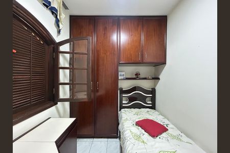 Casa para alugar com 300m², 3 quartos e 2 vagasQuarto 1