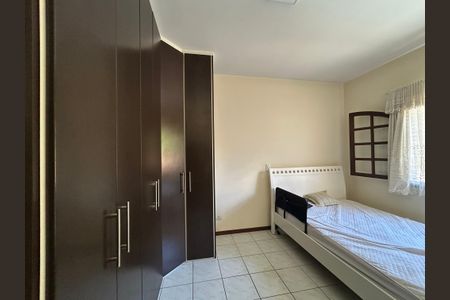 Casa para alugar com 300m², 3 quartos e 2 vagasSuíte 