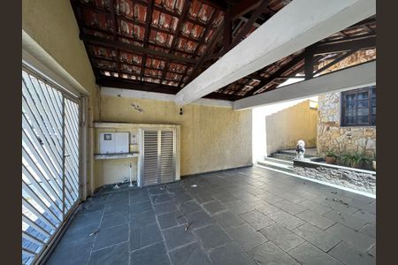 Casa para alugar com 300m², 3 quartos e 2 vagasGaragem