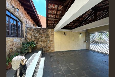 Casa para alugar com 300m², 3 quartos e 2 vagasGaragem