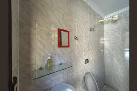 Casa para alugar com 300m², 3 quartos e 2 vagasBanheiro de serviço