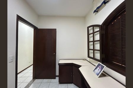 Casa para alugar com 300m², 3 quartos e 2 vagasQuarto 1