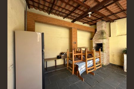 Casa para alugar com 300m², 3 quartos e 2 vagasChurrasqueira