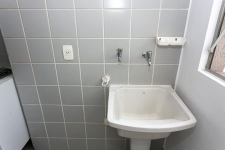 Apartamento para alugar com 65m², 3 quartos e 1 vagaÁrea de Serviço