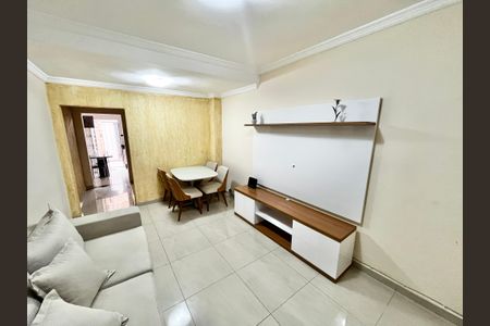 Casa à venda com 120m², 2 quartos e 1 vagaSala