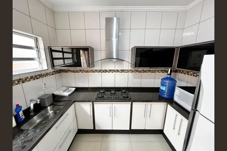 Casa à venda com 120m², 2 quartos e 1 vagaCozinha