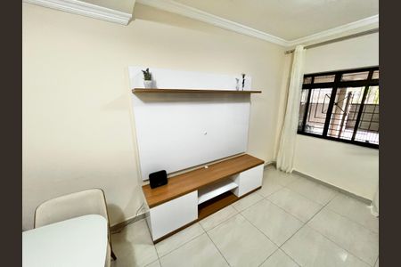 Sala de casa à venda com 2 quartos, 120m² em Carandiru, São Paulo