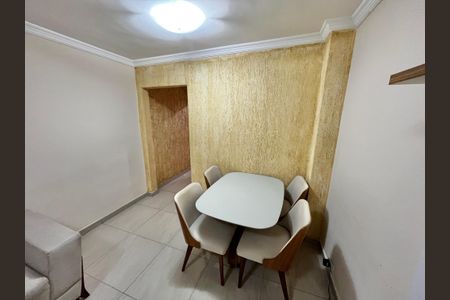 Casa à venda com 120m², 2 quartos e 1 vagaSala