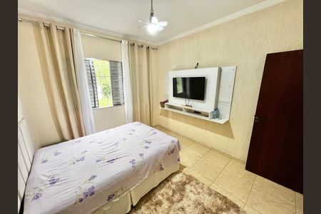 Casa à venda com 120m², 2 quartos e 1 vagaQuarto 2