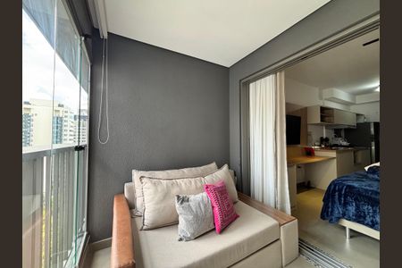 Studio para alugar com 26m², 1 quarto e sem vaga Studio para alugar com 26m², 1 quarto e sem vagaVaranda