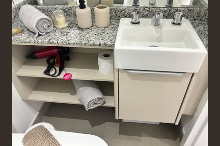 Studio para alugar com 26m², 1 quarto e sem vaga Studio para alugar com 26m², 1 quarto e sem vagaBanheiro