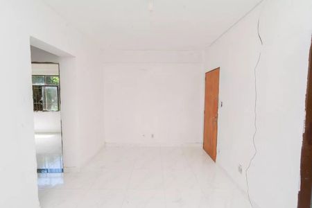 Sala de apartamento para alugar com 2 quartos, 49m² em Monte Castelo, Contagem
