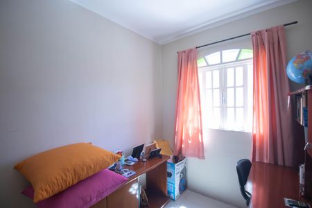 Quarto 1 de casa para alugar com 2 quartos, 120m² em Jardim Catarina, São Gonçalo