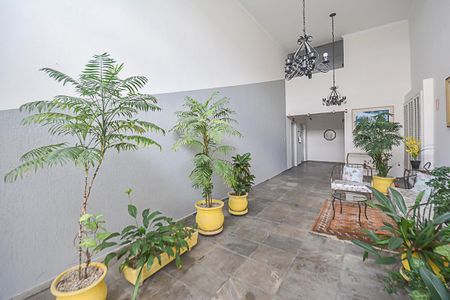 Apartamento à venda com 57m², 2 quartos e 1 vagaHall de entrada