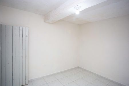 Quarto de casa para alugar com 1 quarto, 30m² em Taboão, Diadema