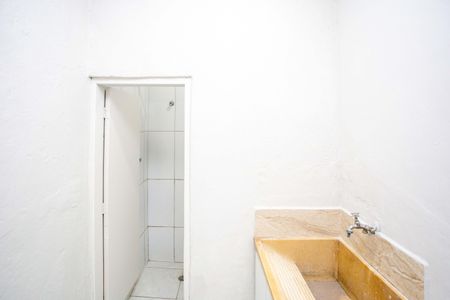 Casa para alugar com 30m², 1 quarto e sem vagaÁrea de Serviço