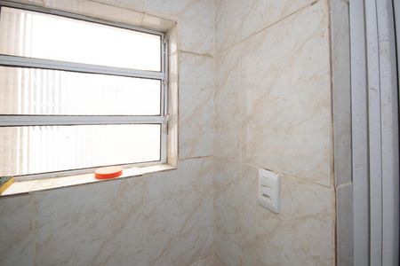 Banheiro  de casa para alugar com 1 quarto, 20m² em Jardim Brasil (zona Norte), São Paulo