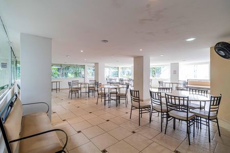 Apartamento para alugar com 52m², 1 quarto e 1 vagaÁrea comum - Salão de festas