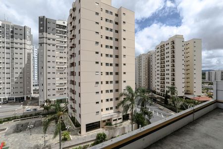 Vista - Varanda de apartamento para alugar com 1 quarto, 43m² em Vila Mogilar, Mogi das Cruzes