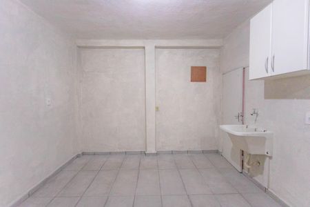 Studio (quarto / cozinha)   de casa para alugar com 1 quarto, 15m² em Taboão, Diadema