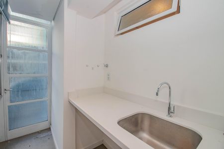 Apartamento à venda com 111m², 3 quartos e sem vagaCozinha e Área de Serviço