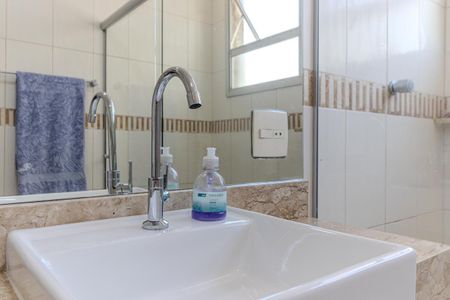 Apartamento à venda com 134m², 3 quartos e 1 vagaBanheiro da Suíte