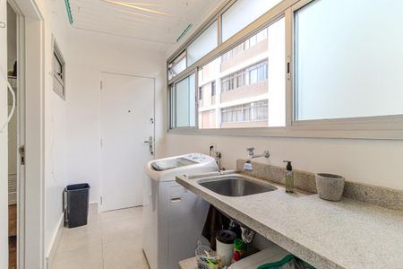 Apartamento à venda com 134m², 3 quartos e 1 vagaÁrea de Serviço