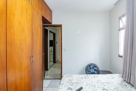 Quarto 1 de apartamento para alugar com 2 quartos, 48m² em Caiçara-adelaide, Belo Horizonte