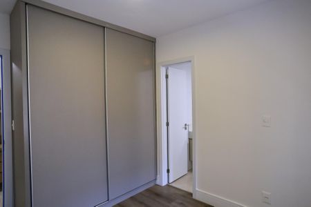 Apartamento para alugar com 70m², 2 quartos e 2 vagas Apartamento para alugar com 70m², 2 quartos e 2 vagasSuíte 1