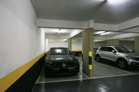 Apartamento para alugar com 70m², 2 quartos e 2 vagas Apartamento para alugar com 70m², 2 quartos e 2 vagasGaragem