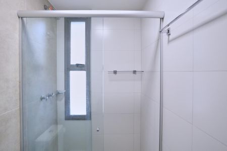 Apartamento para alugar com 70m², 2 quartos e 2 vagas Apartamento para alugar com 70m², 2 quartos e 2 vagasBanheiro da Suíte 1