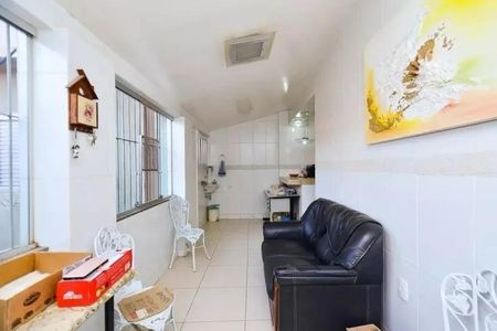 Casa para alugar com 6 quartos, 400m² em Santa Tereza, Belo Horizonte