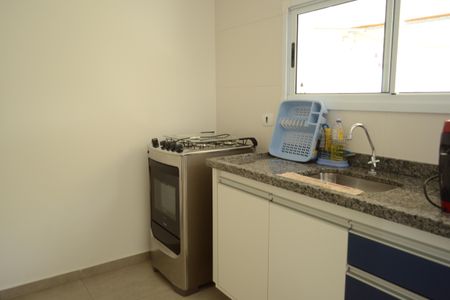 Casa de condomínio para alugar com 70m², 2 quartos e 2 vagasCozinha